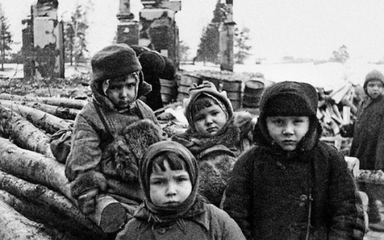Семь эскизов памятника Детям войны рассмотрят в Хакасии 