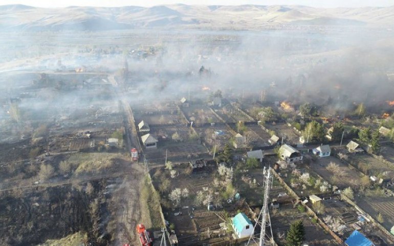 На Самохвале огонь охватил 143 дачных участка
