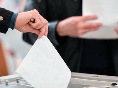 Избирком Хакасии зарегистрировал на сентябрьские выборы 735 кандидатов