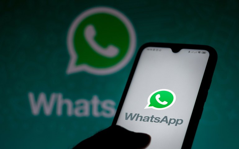 Пользователи массово жалуются на WhatsApp