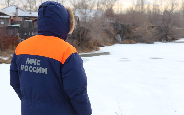 Безопасного льда в Хакасии сейчас нет 