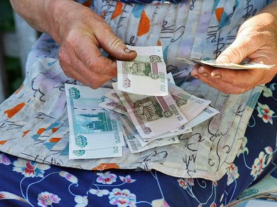 Мошенники в Хакасии снова ходят по квартирам пенсионеров