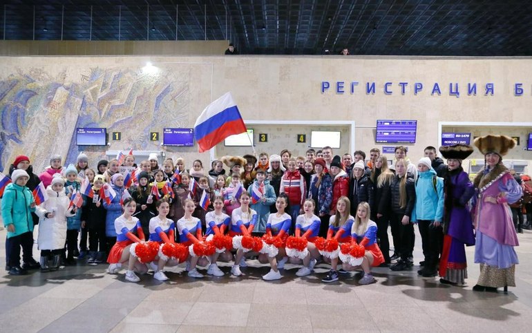В Вершину Теи приехала лыжная юниорская сборная России