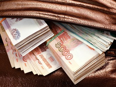 У абаканки выманили 5 миллионов. Мошенникам поверил даже ее муж 