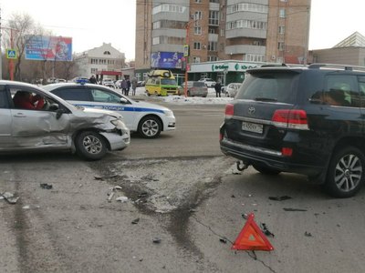 Автоледи не уступила внедорожнику на Щетинкина-Кирова