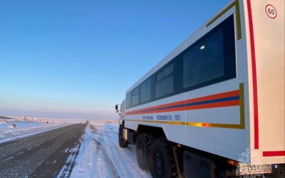 МЧС ищет водителей, попавших в зимнюю ловушку на трассе 