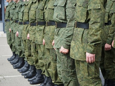 Призывать в армию мужчин до 30 лет могут уже этой весной 