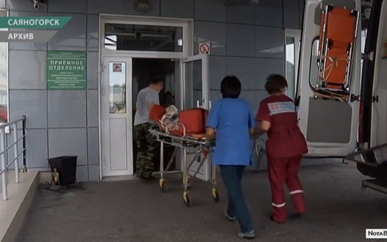 В руках до сих пор спицы: за нападение пса на пенсионерку никто не ответил 
