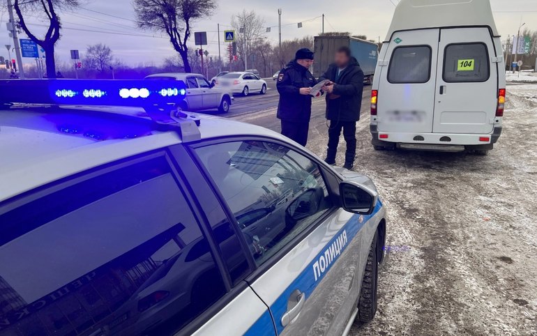 Сплошные проверки автобусов продлили еще на неделю 