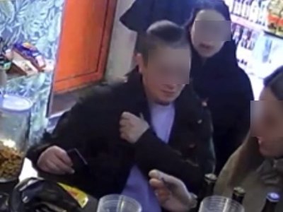 Абаканки, рассчитавшиеся чужой картой, сами пришли в полицию