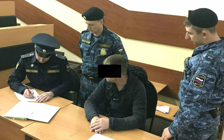 Абаканский алиментщик заявил приставу, что его физическое тело в плену