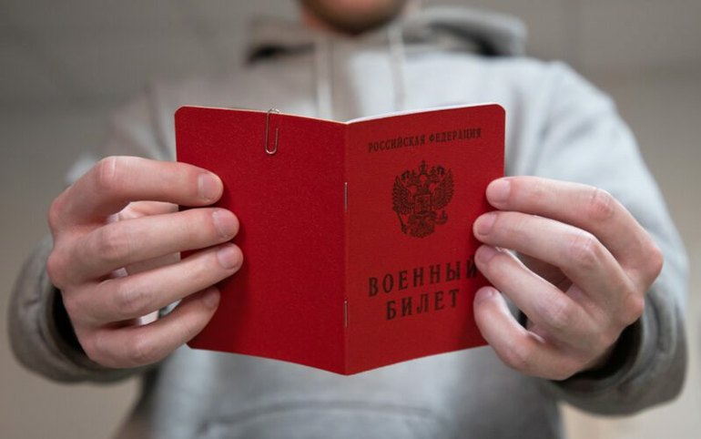Службу в армии по призыву будут учитывать при поступлении в вузы