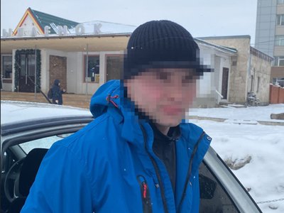 В Абакане механик СТО спиливал катализаторы с машин клиентов 