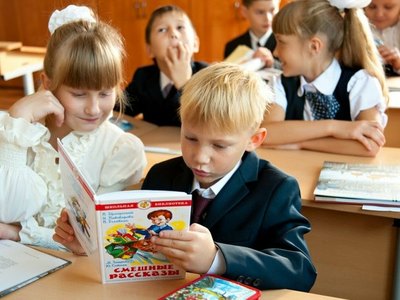 Многодетным семьям Хакасии увеличили выплату на подготовку к школе
