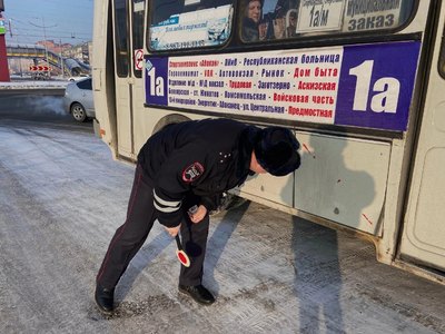 В Абакане вновь массово проверяют автобусы 