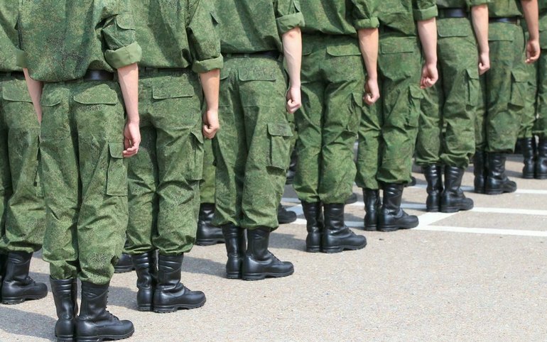 Призыв на срочную службу в армию начнется с 1 апреля  