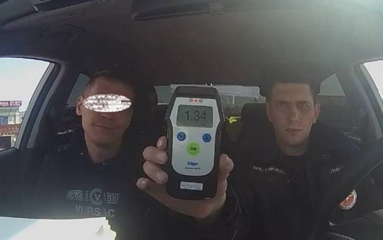 Автоинспекторы задержали в Шира пьяных братьев. С разницей в 3 минуты 