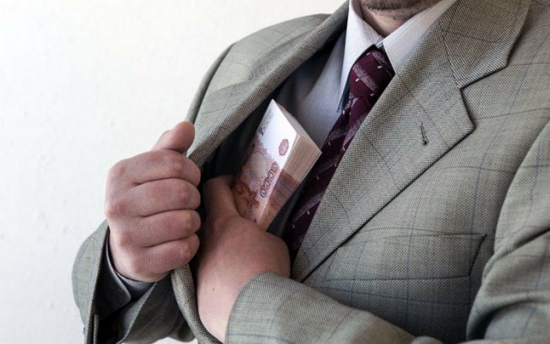Абаканец обманывал жен мобилизованных. Обещал вернуть мужчин домой 
