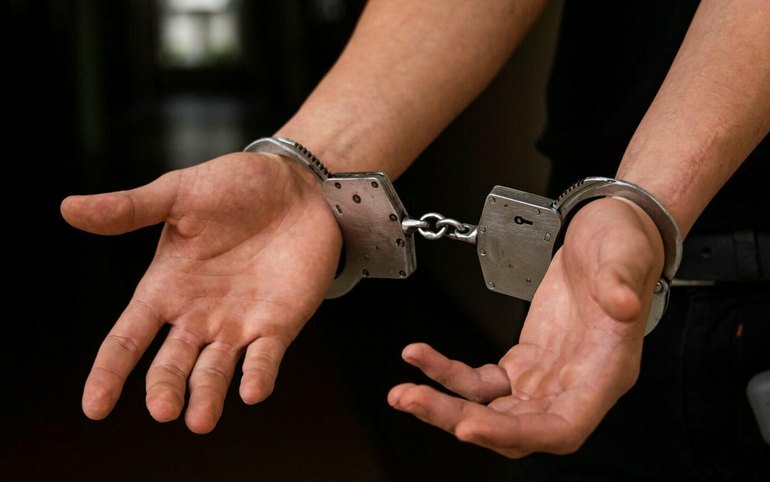 19-летний парень обокрал соседей в Абакане