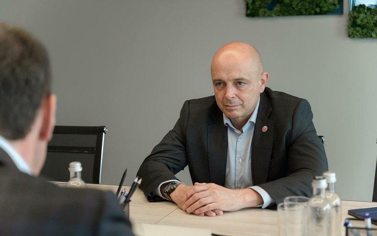 Сергей Сокол попал в больницу с перитонитом