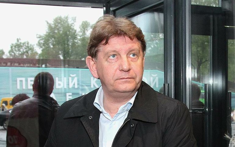 Потратил 414 млн рублей не по назначению