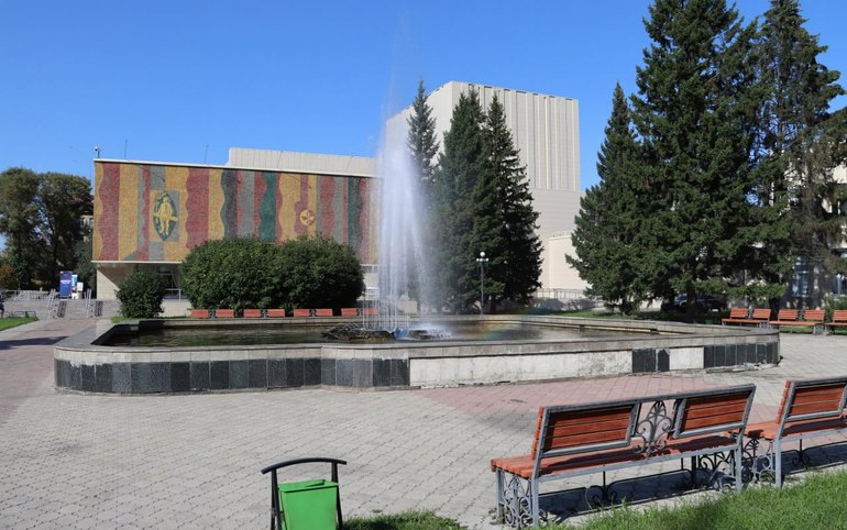 Фонтан на Театральной площади демонтируют 