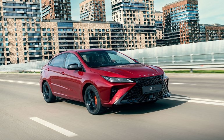 OMODA объявила старт продаж на российском рынке седана OMODA S5 GT