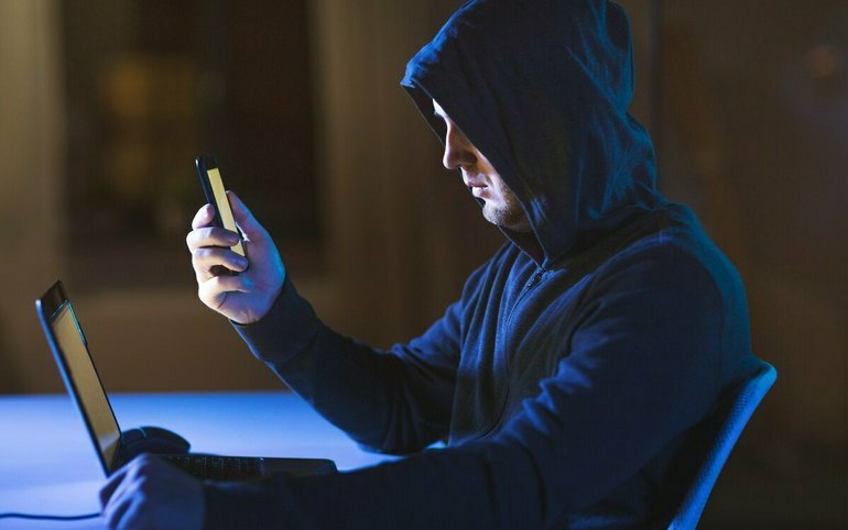 238 миллионов выманили IT-мошенники у жителей Хакасии 