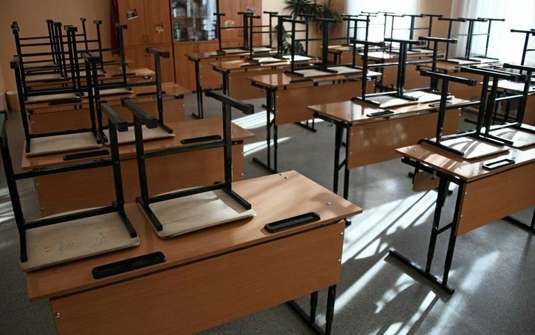 Из-за выборов школы в Абакане перейдут на дистанционку 