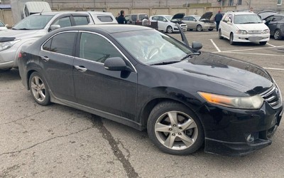 В Хакасии у многодетной матери-гонщицы забрали Honda  Accord 