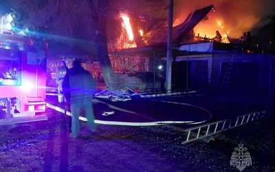 Жилые дома, пилораму и палы травы тушили в Хакасии в минувшие сутки 
