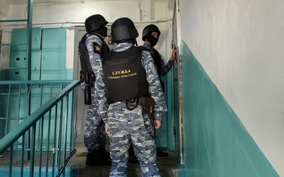Алиментщица с ножом напала на пристава в Хакасии 
