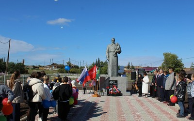 Памятник героям-землякам обновили в Джириме 