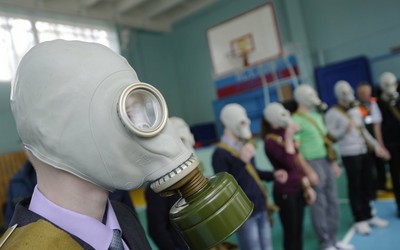 Противогазы и утюги закупят школы для трудов и основ безопасности