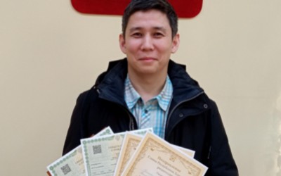 Первых двойняшек года зарегистрировали в Абакане. Родители малышей - медики 