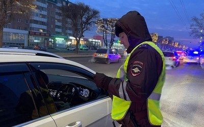 Больше сотни автомобилей конфисковали в Хакасии по решениям суда