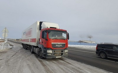 Пьяный дальнобойщик попался автополиции в Хакасии 