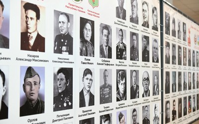 Стену Памяти в Абакане открыли еще в одной школе