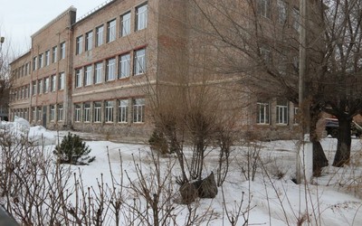 Подрядчику нужно ускориться с капремонтом в абаканской школе №10