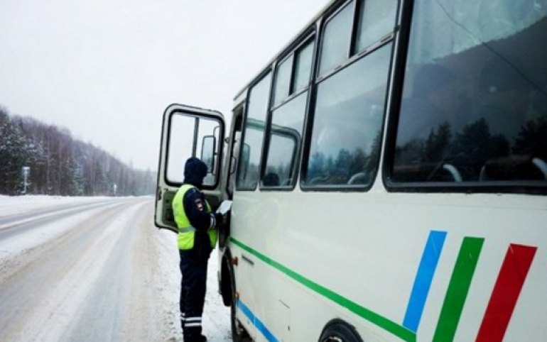 Водители пассажирских автобусов в Хакасии попадаются на нарушениях 