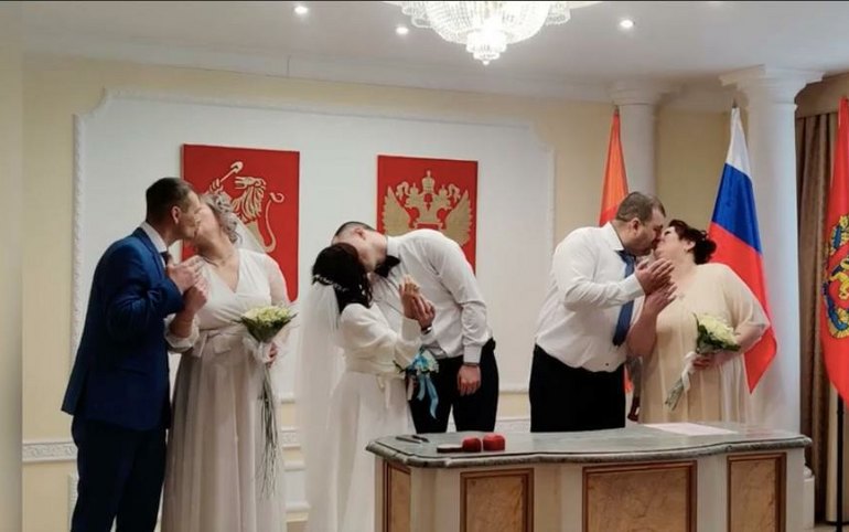 Тройная церемония бракосочетания прошла в Красноярске