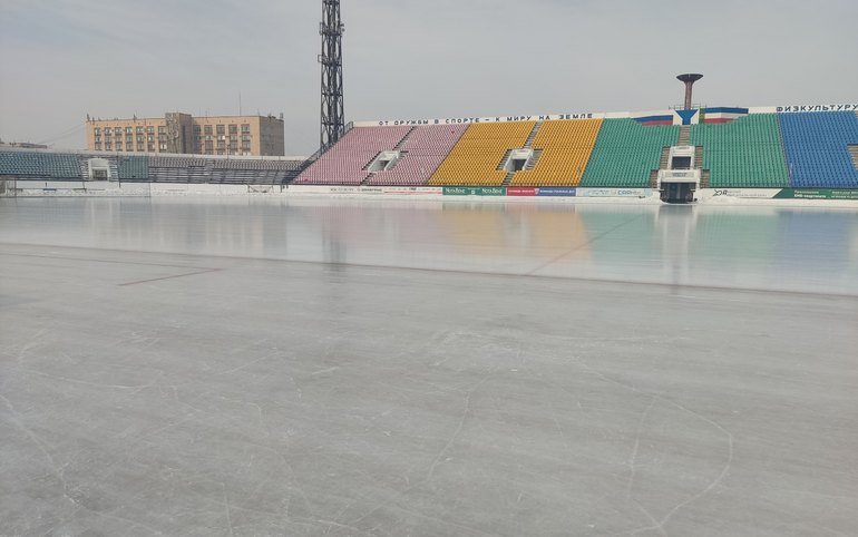 Каток на «Саянах» закрыли 