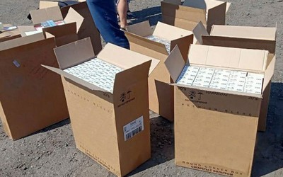 За нелегальные сигареты бизнесмены из Саяногорска получили срок и штраф 
