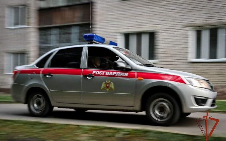 3-летний мальчик в Черногорске потерял сознание на детской площадке 