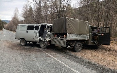 Два УАЗа столкнулись в Таштыпском районе. Пострадавших трое