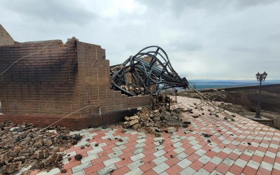 По пожару на базе отдыха вблизи Минусинска возбуждено уголовное дело