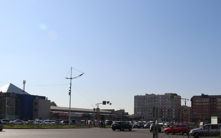 Въезд на парковку у ТЦ «Калина» со стороны Кирова закроют