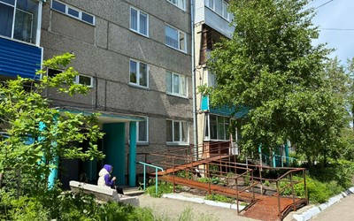 Полуторагодовалый ребенок выпал из окна в Саяногорске