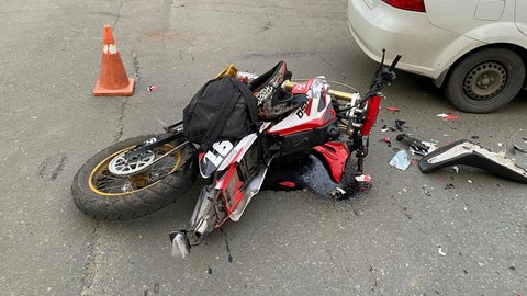 Два бесправника не разъехались в Абакане