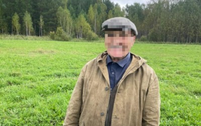 90-летний заблудившийся грибник сутки бродил по лесу в Красноярском крае